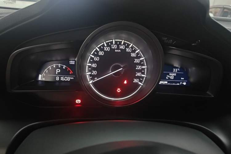 Used Mazda 3 Axela 2017 Sedan 1.5L Automatic Luxury Model Emission Standard China V Instrument Cluster