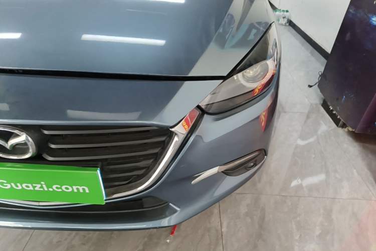 Used Mazda 3 Axela 2017 Sedan 1.5L Automatic Luxury Model Emission Standard China V Left Front Headlight