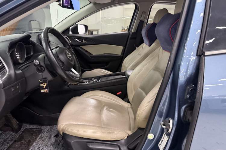 Used Mazda 3 Axela 2017 Sedan 1.5L Automatic Luxury Model Emission Standard China V Left Front Seat