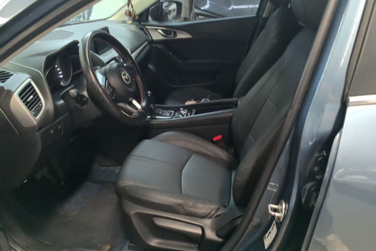 Used Mazda 3 Axela 2017 Sedan 1.5L Automatic Luxury Model Emission Standard China V Left Front Seat
