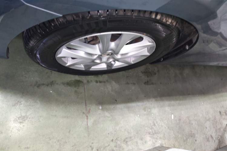Used Mazda 3 Axela 2017 Sedan 1.5L Automatic Luxury Model Emission Standard China V Left Front Wheel Hub