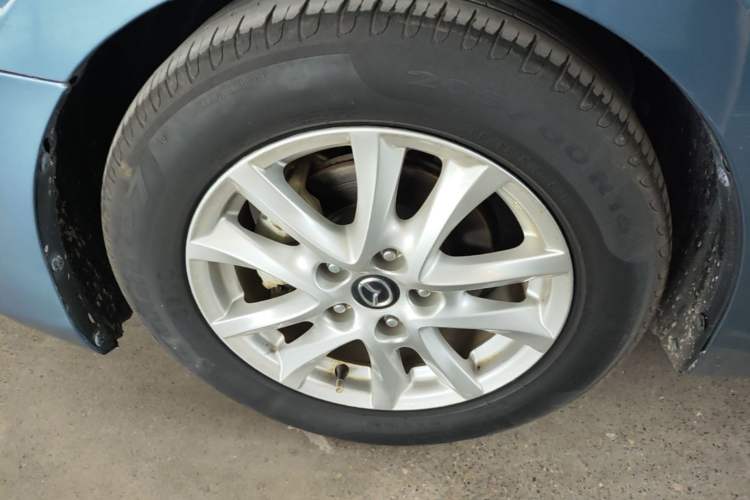 Used Mazda 3 Axela 2017 Sedan 1.5L Automatic Luxury Model Emission Standard China V Left Front Wheel Hub