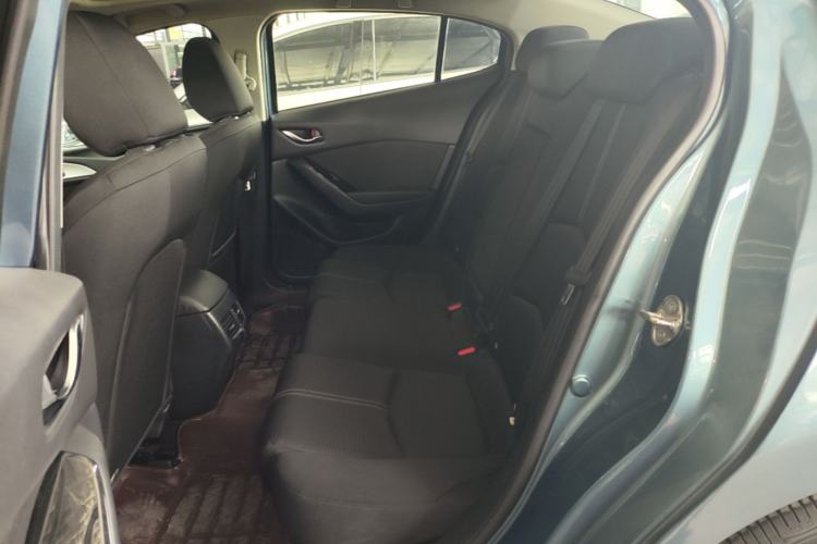 Used Mazda 3 Axela 2017 Sedan 1.5L Automatic Luxury Model Emission Standard China V Left Rear Seat