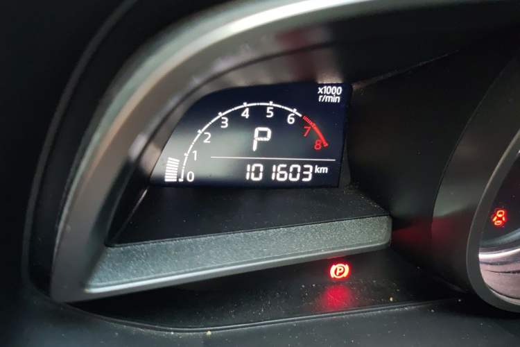Used Mazda 3 Axela 2017 Sedan 1.5L Automatic Prestige Model China V Standard Odometer Close Up