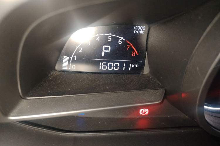 Used Mazda 3 Axela 2017 Sedan 1.5L Automatic Luxury Model China VI Standard Odometer Close Up