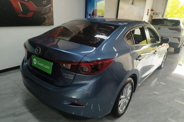 Used Mazda 3 Axela 2017 Sedan 1.5L Automatic Luxury Model Emission Standard China V Rear Right 45 Deg