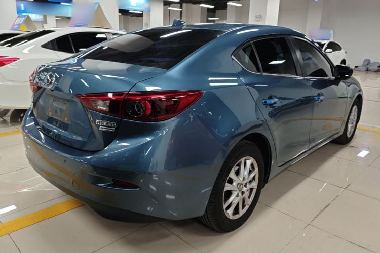 Used Mazda 3 Axela 2017 Sedan 1.5L Automatic Luxury Model Emission Standard China V Rear Right 45 Deg
