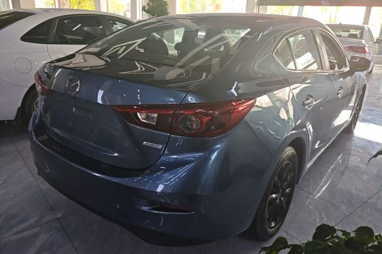 Used Mazda 3 Axela 2017 Sedan 1.5L Automatic Luxury Model Emission Standard China V Rear Right 45 Deg