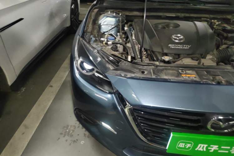 Used Mazda 3 Axela 2017 Sedan 2.0L Automatic Prestige Model China V Standard Right Front Headlight
