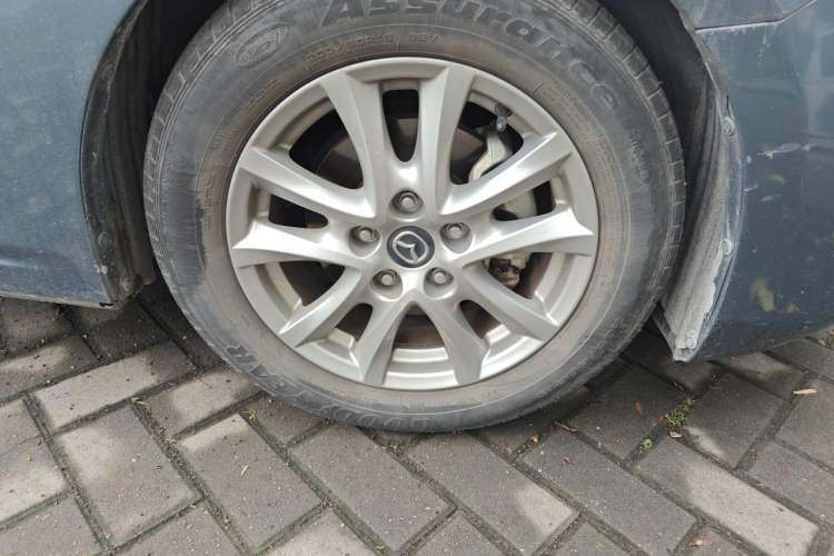 Used Mazda 3 Axela 2017 Sedan 1.5L Automatic Luxury Model China VI Standard Right Front Wheel Hub