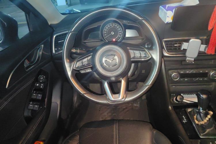 Used Mazda 3 Axela 2017 Sedan 2.0L Automatic Prestige Model China V Standard Steering Wheel