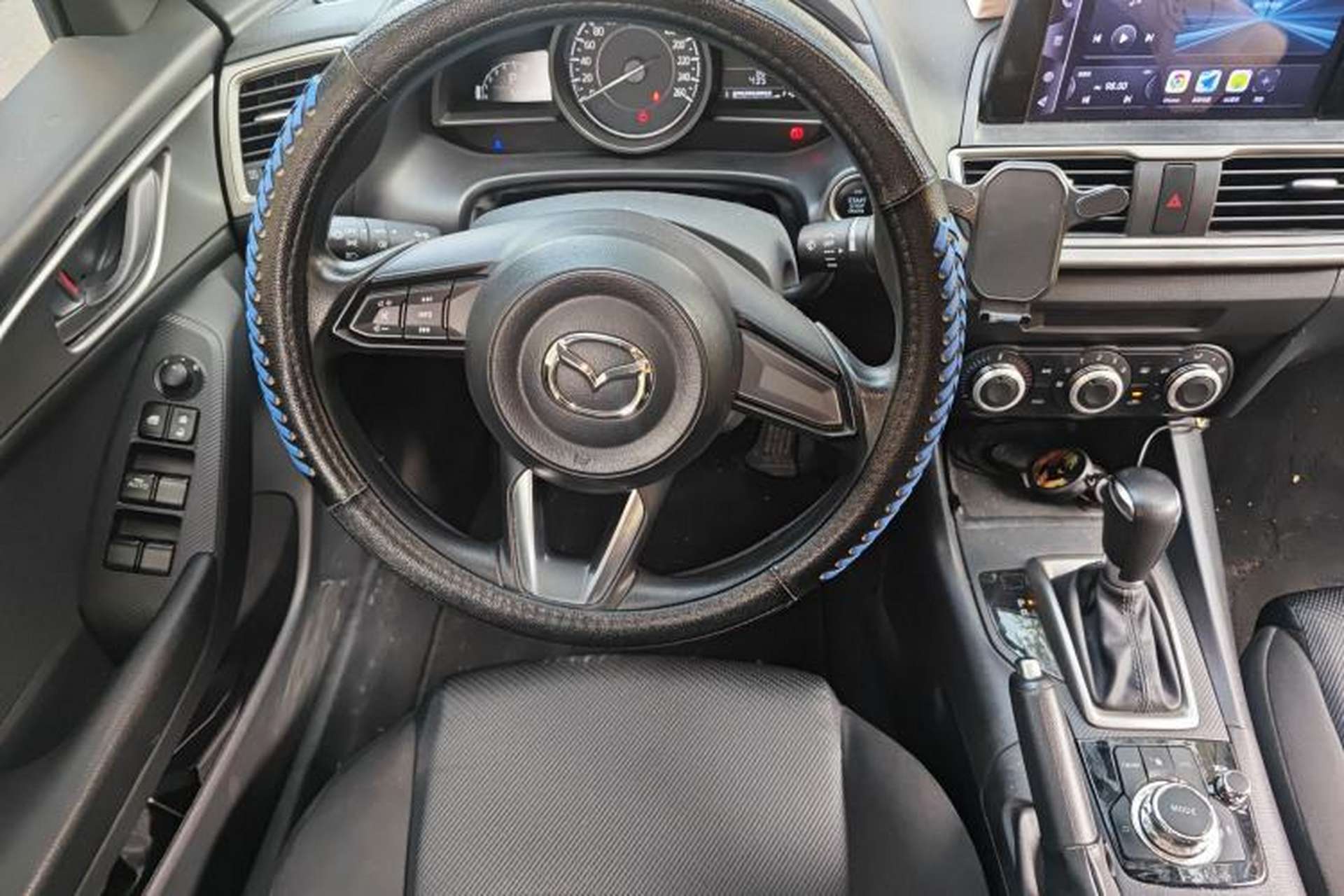 Used Mazda 3 Axela 2017 Sedan 1.5L Automatic Comfort Model Emission Standard China V Steering Wheel
