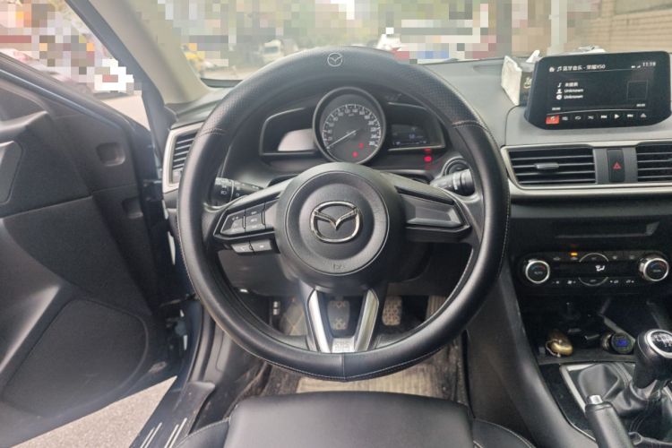 Used Mazda 3 Axela 2017 Sedan 1.5L Manual Luxury Model Emission Standard China V Steering Wheel