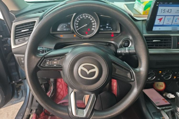 Used Mazda 3 Axela 2017 Sedan 1.5L Automatic Comfort Model Emission Standard China V Steering Wheel