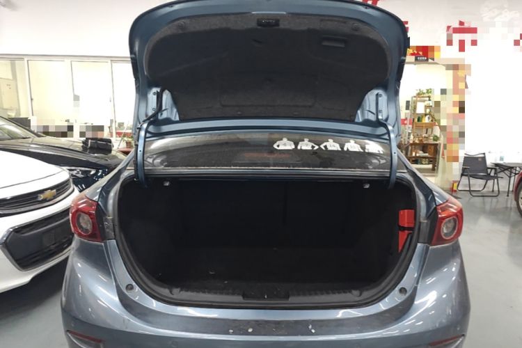 Used Mazda 3 Axela 2017 Sedan 1.5L Automatic Luxury Model Emission Standard China V Trunk