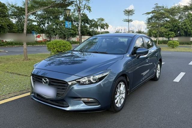 Ojetý Mazda 3 Axela 2017 Sedan 1.5L Automatic Comfort Model Emission Standard China V