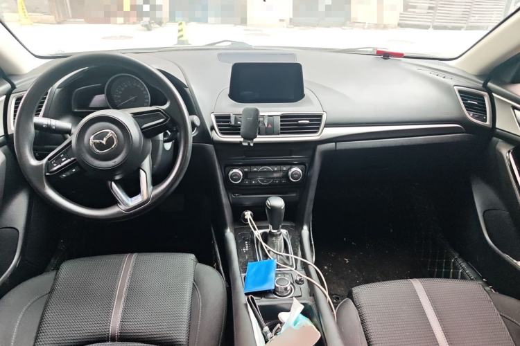 Used Mazda 3 Axela 2017 Sedan 1.5L Automatic Luxury Model Emission Standard China V Center Console