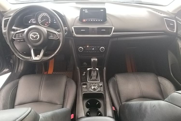 Used Mazda 3 Axela 2017 Sedan 2.0L Automatic Prestige Model China V Standard Center Console
