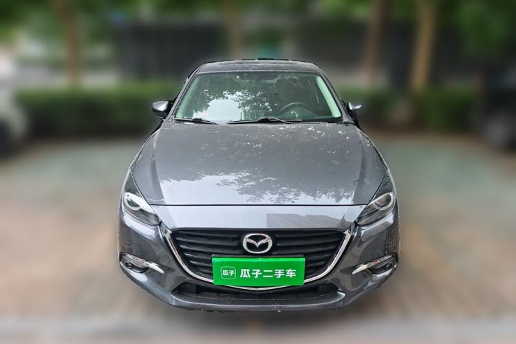 Used Mazda 3 Axela 2017 Sedan 1.5L Automatic Luxury Model Emission Standard China V Front