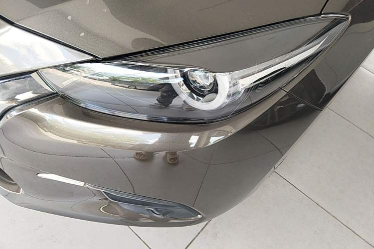 Used Mazda 3 Axela 2017 Sedan 2.0L Automatic Prestige Model China V Standard Left Front Headlight