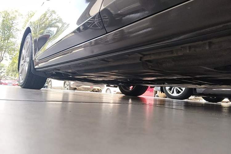 Used Mazda 3 Axela 2017 Sedan 2.0L Automatic Prestige Model China V Standard Left Side Sill