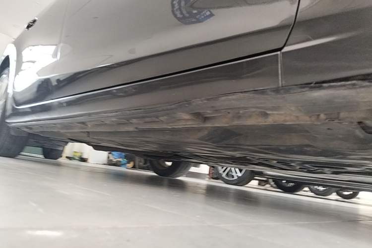 Used Mazda 3 Axela 2017 Sedan 2.0L Automatic Prestige Model China V Standard Right Side Sill