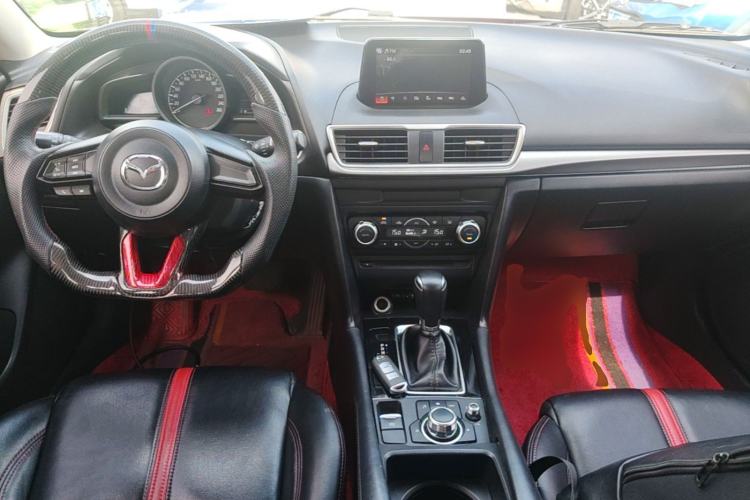 Used Mazda 3 Axela 2017 Sedan 1.5L Automatic Luxury Model Emission Standard China V Center Console