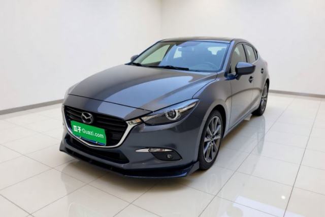 Used Mazda 3 Axela 2017 Hatchback 2.0L Automatic Sport Model China V Emission Standard