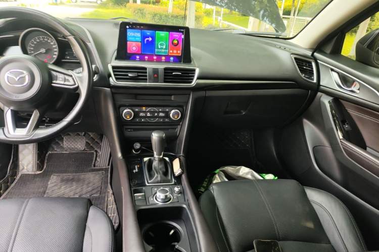 Used Mazda 3 Axela 2017 Sedan 2.0L Automatic Prestige Model China V Standard Audio And AC Panel