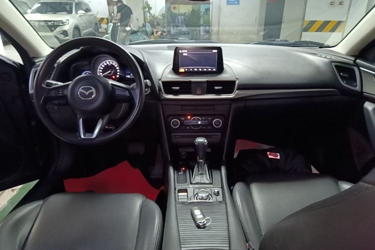 Used Mazda 3 Axela 2017 Sedan 1.5L Automatic Luxury Model Emission Standard China V Center Console