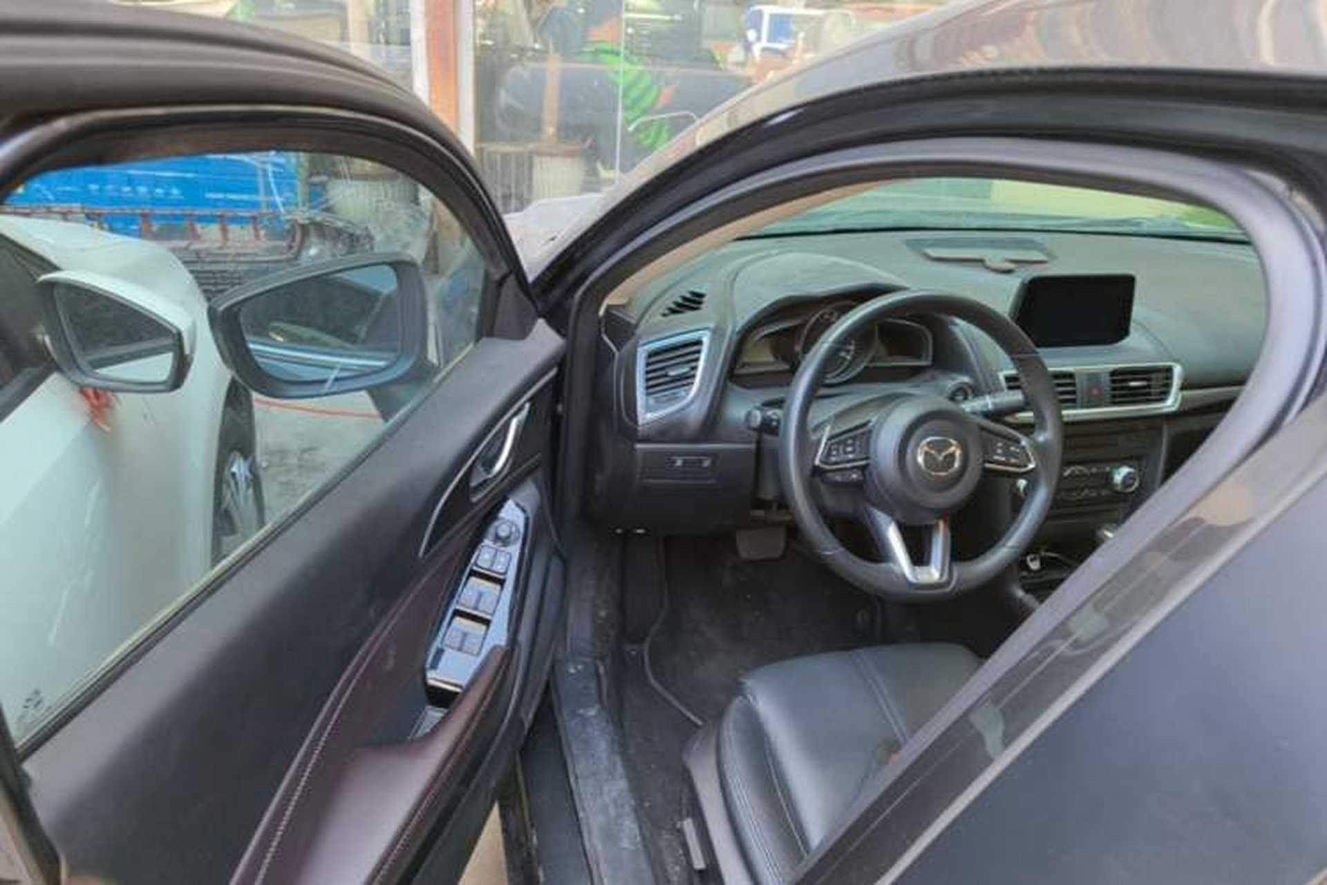 Used Mazda 3 Axela 2017 Sedan 2.0L Automatic Prestige Model China V Standard Driver Seat