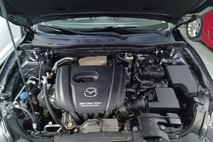 Used Mazda 3 Axela 2017 Sedan 1.5L Automatic Luxury Model Emission Standard China V Engine Bay