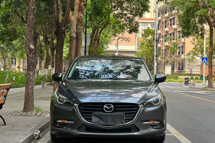 Used Mazda 3 Axela 2017 Sedan 1.5L Automatic Luxury Model Emission Standard China V Exterior 1