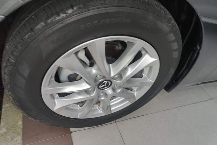 Used Mazda 3 Axela 2017 Sedan 1.5L Automatic Luxury Model Emission Standard China V Exterior 2