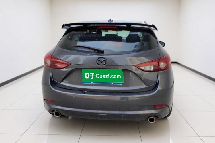 Used Mazda 3 Axela 2017 Hatchback 2.0L Automatic Sport Model China V Emission Standard Exterior 4