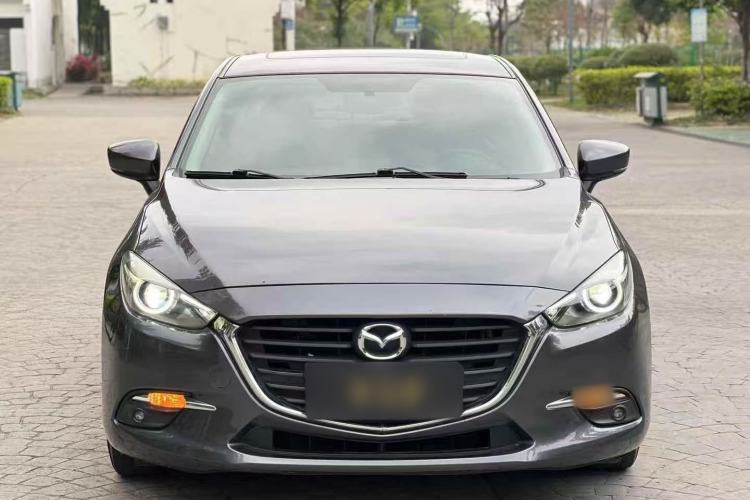 Used Mazda 3 Axela 2017 Sedan 1.5L Automatic Luxury Model China VI Standard Exterior 4