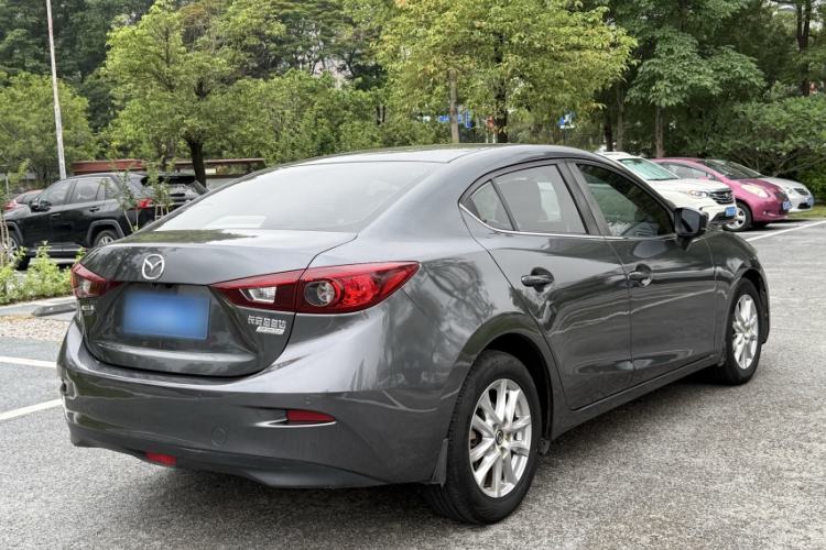 Used Mazda 3 Axela 2017 Sedan 1.5L Automatic Comfort Model Emission Standard China V Exterior 7