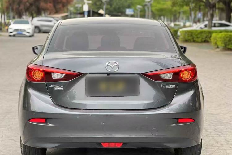 Used Mazda 3 Axela 2017 Sedan 1.5L Automatic Luxury Model China VI Standard Exterior 7