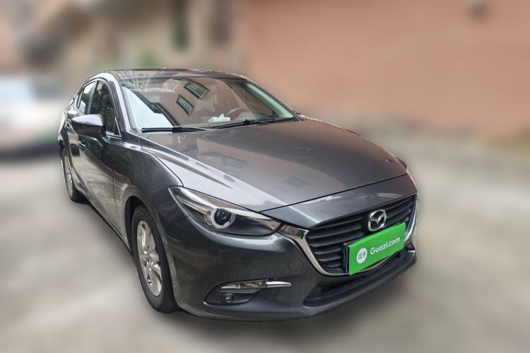Used Mazda 3 Axela 2017 Sedan 1.5L Automatic Luxury Model China VI Standard Front Right 45 Deg
