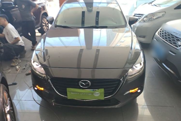 Used Mazda 3 Axela 2017 Sedan 1.5L Automatic Luxury Model Emission Standard China V Front