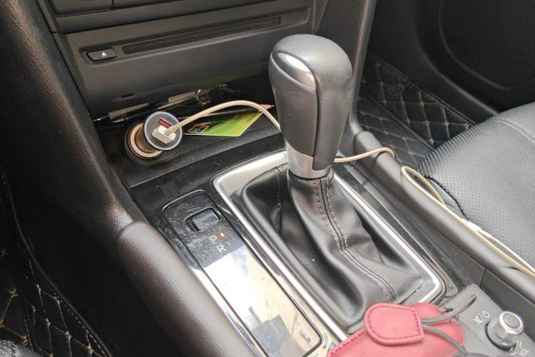 Used Mazda 3 Axela 2017 Sedan 2.0L Automatic Prestige Model China V Standard Gear Lever