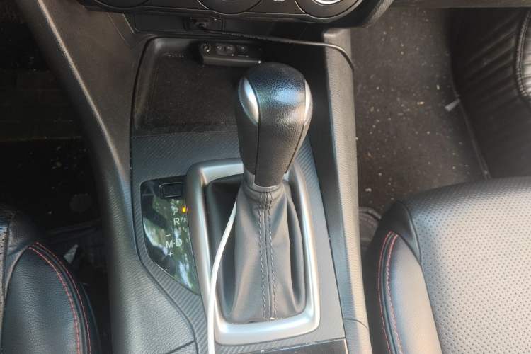 Used Mazda 3 Axela 2017 Sedan 1.5L Automatic Comfort Model Emission Standard China V Gear Lever