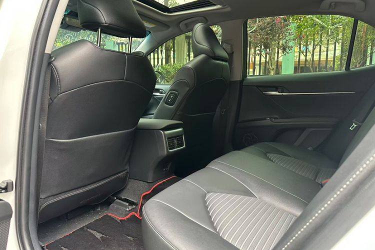 Used Mazda 3 Axela 2017 Sedan 1.5L Automatic Luxury Model Emission Standard China V Headliner