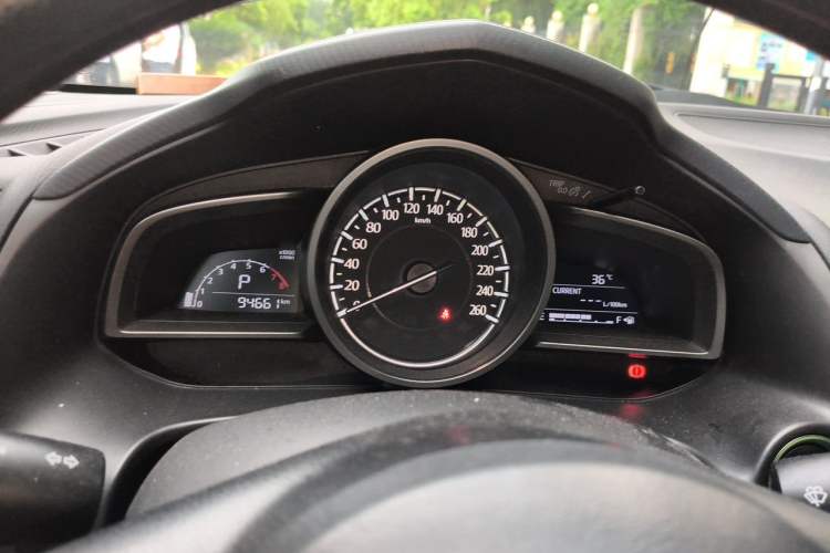 Used Mazda 3 Axela 2017 Sedan 1.5L Automatic Comfort Model Emission Standard China V Instrument Cluster