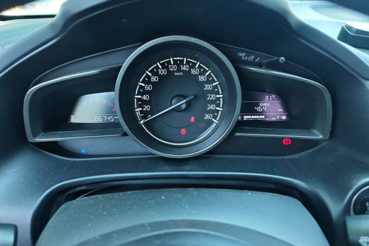 Used Mazda 3 Axela 2017 Sedan 1.5L Manual Comfort Model Emission Standard China V Instrument Cluster