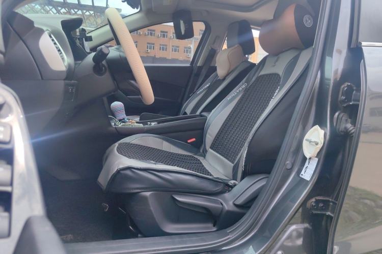 Used Mazda 3 Axela 2017 Sedan 1.5L Automatic Luxury Model Emission Standard China V Left Front Seat