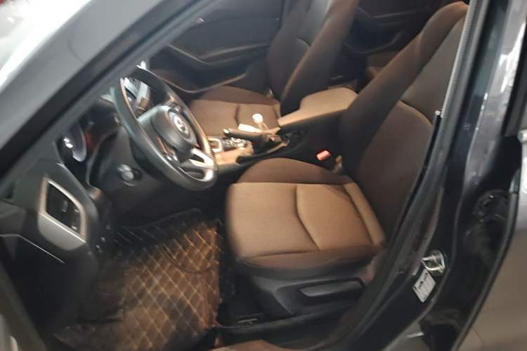 Used Mazda 3 Axela 2017 Sedan 1.5L Automatic Comfort Model Emission Standard China V Left Front Seat