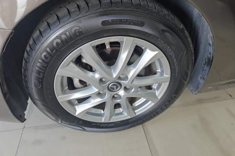 Used Mazda 3 Axela 2017 Hatchback 1.5L Automatic Comfort Model Emission Standard China V Left Front Wheel Hub