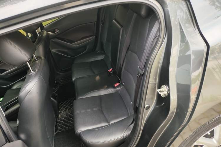Used Mazda 3 Axela 2017 Sedan 2.0L Automatic Prestige Model China V Standard Left Rear Seat
