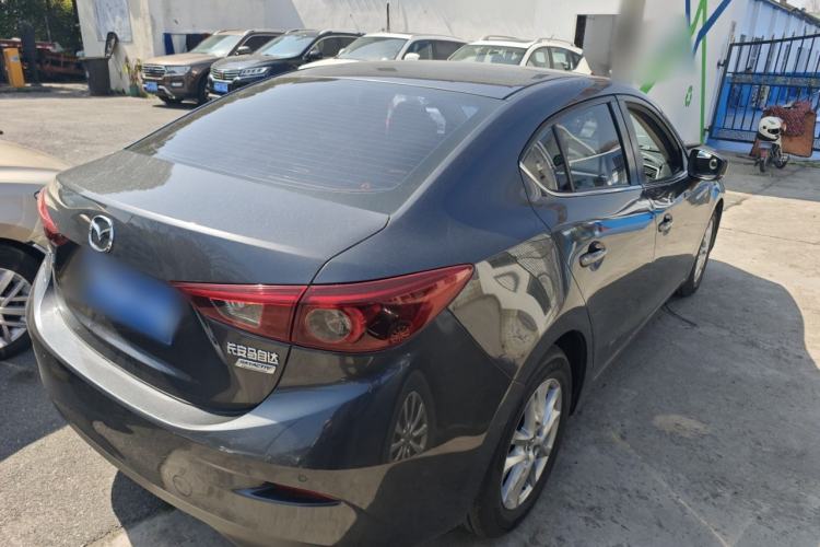 Used Mazda 3 Axela 2017 Sedan 1.5L Automatic Luxury Model Emission Standard China V Rear Right 45 Deg